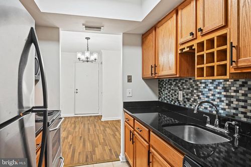 202-14905 Rydell Rd, CENTREVILLE, VA, 20121-4442 | Card Image
