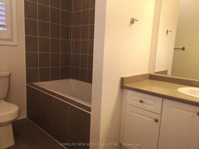 96B Roth St, House other with 3 bedrooms, 4 bathrooms and 1 parking in Aurora ON | Image 11