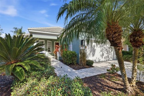 7105 Kensington Ct, UNIVERSITY PARK, FL, 34201-2348 | Card Image