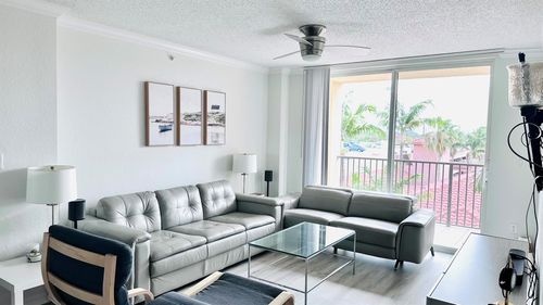 apt-622-1801 N Flagler Dr, West Palm Beach, FL, 33407-6566 | Card Image