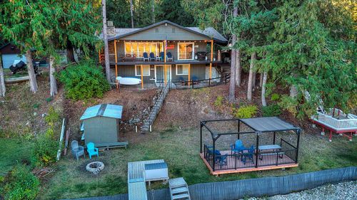 302 Hazel St, Cusick, WA, 99119-9530 | Card Image