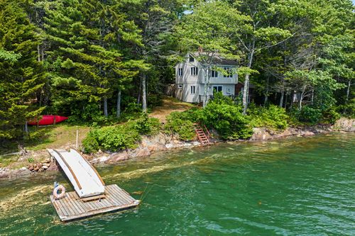 57 Laurel Shore Dr, Harpswell, ME, 04079-4139 | Card Image