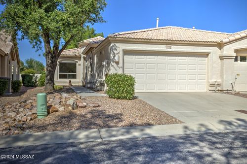 63572 E Holiday Dr, Saddlebrooke, AZ, 85739-2147 | Card Image