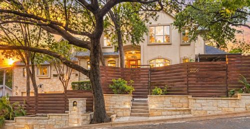 2206 W 11th St, Austin, TX, 78703-3804 | Card Image