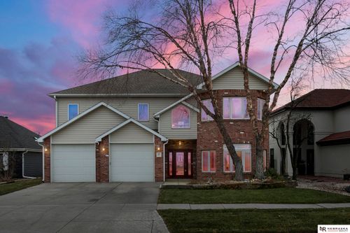 515 Pier 2, Lincoln, NE, 68528-1447 | Card Image