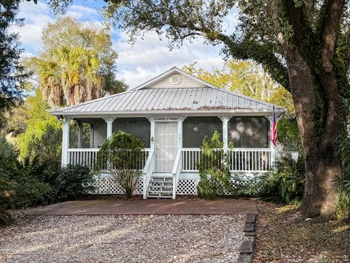 121 5th St, Apalachicola, FL, 32320 | Card Image