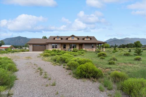 8696 Leah Lane, Flagstaff, AZ, 86004 | Card Image
