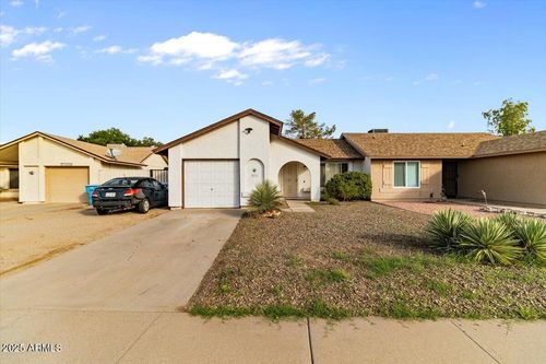 3004 W Irma Ln, Phoenix, AZ, 85027-3111 | Card Image