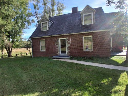 1367 W Little Kanawha Hwy, Grantsville, WV, 26147-8901 | Card Image