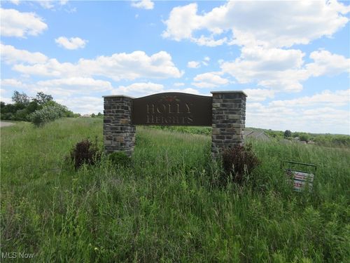 10988 Madlyn St Ne, Bolivar, OH, 44612-8219 | Card Image