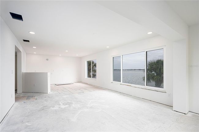Open Plan | Image 9