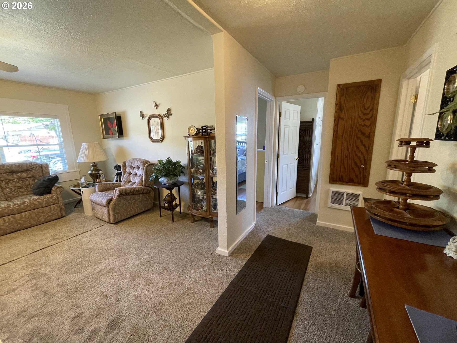Residential in Oakridge 4