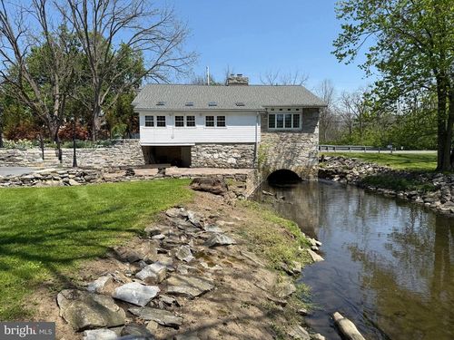 535 Mill St, LEBANON, PA, 17042-9448 | Card Image
