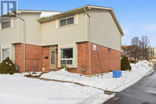 70-226 Highview Ave W, London, ON, N6J4K1 | Card Image