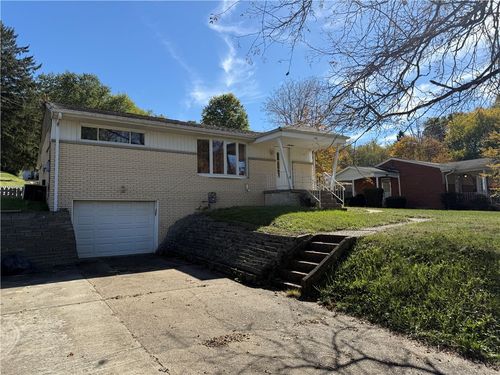 126 Woodlawn Ave, Cecil, PA, 15321-1250 | Card Image