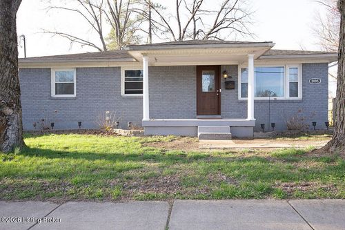 2005 Upper Hunters Trce, Louisville, KY, 40216-2551 | Card Image