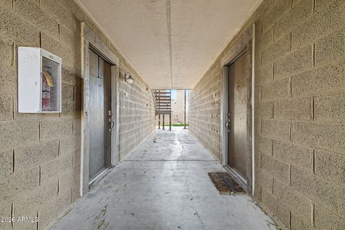136-200 E Southern Ave, Tempe, AZ, 85282-5139 | Card Image