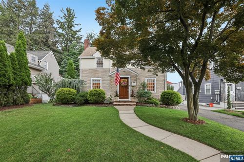 14 Franklin St, Cedar Grove, NJ, 07009-2208 | Card Image