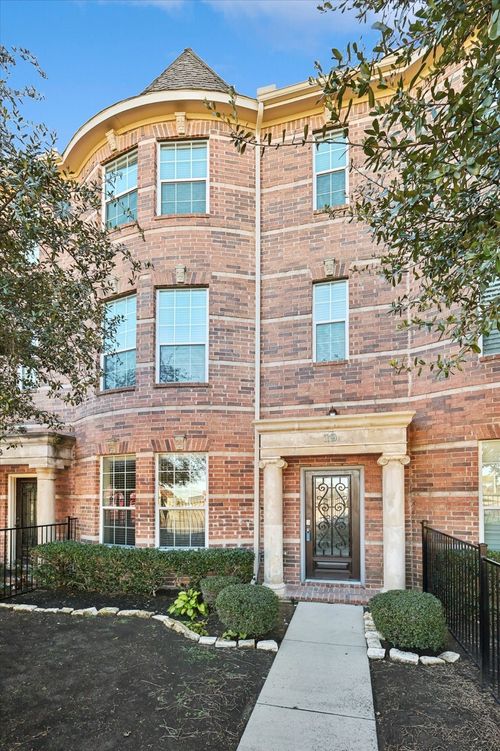 2a-19-2500 Rockbrook Dr, Lewisville, TX, 75067-3804 | Card Image