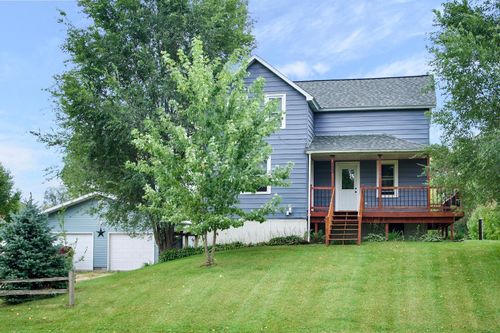 133 W 16th St, Buffalo City, WI, 54622-7261 | Card Image