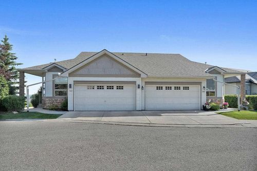 147 Springbank Villas Sw, Calgary, AB, T3H4S9 | Card Image