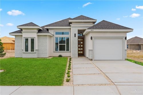 5813 N Gira Del Sol St, Edinburg, TX, 78542 | Card Image