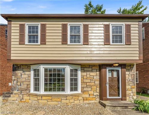 3675 Avalon Rd, Shaker Heights, OH, 44120-5206 | Card Image