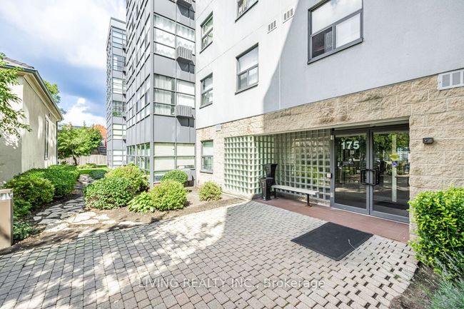 512 - 175 Hunter St E, Condo with 2 bedrooms, 1 bathrooms and 1 parking in Hamilton ON | Image 25