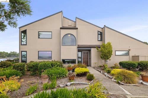 54-1303 Crown Dr, Alameda, CA, 94501-3727 | Card Image