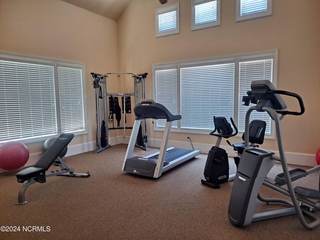 Exercise Room at Amenity Center | Image 33