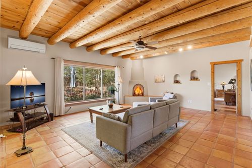 6 Moya Place, Santa Fe, NM, 87508 | Card Image