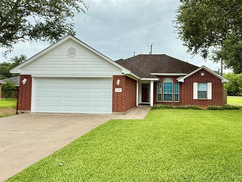 1140 Thomas Dr, Angleton, TX, 77515-3075 | Card Image