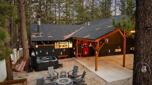 1118 Elmwood Pl, Big Bear City, CA, 92314 | Card Image