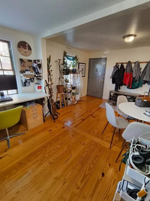 1-1009 Brown Street, Peekskill, NY, 10566 | Card Image