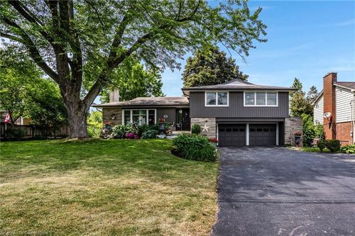 534 Glasgow St, Kitchener, ON, N2M2N5 | Card Image