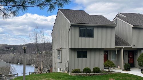 61 Rondout Hbr, Port Ewen, NY, 12466-5004 | Card Image