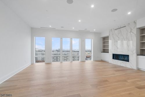 ph-b-620 Bloomfield Ave, Bloomfield, NJ, 07003-4530 | Card Image