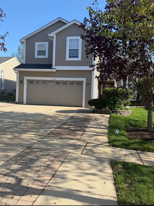 426 Thunder Ridge, Lake In The Hills, IL, 60156 | Card Image