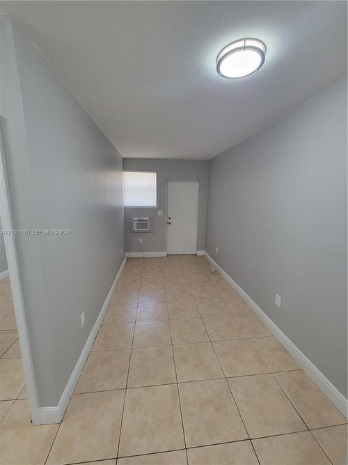 3-1740 Nw 1st Pl, Miami, FL, 33136-1747 | Card Image
