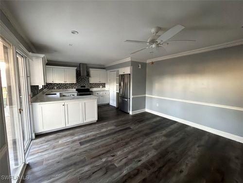 6d-160 Lake Point Lane, Naples, FL, 34112 | Card Image