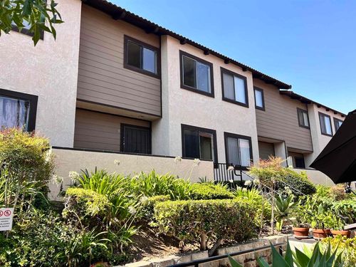 apt-29-955 Postal Way, Vista, CA, 92083-6969 | Card Image