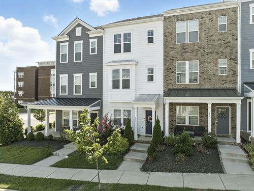 833 Westcott Ln, Antioch, TN, 37013-5272 | Card Image