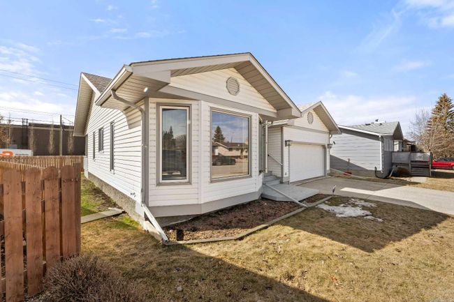 4521 Shannon Drive, Home with 2 bedrooms, 1 bathrooms and 6 parking in Olds AB | Image 32