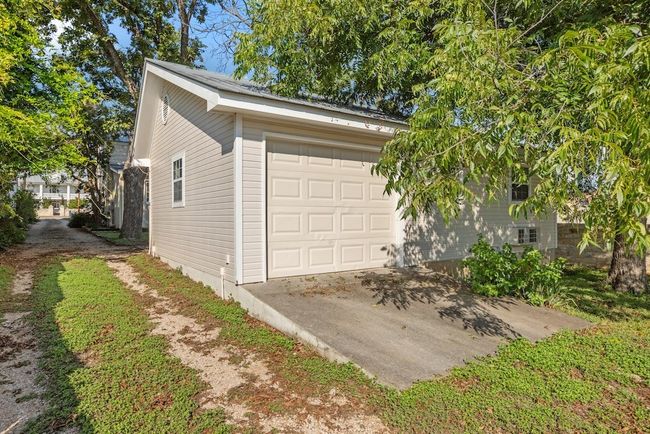 421 W Main St, Home with 0 bedrooms, 0 bathrooms and null parking in Fredericksburg TX | Image 23