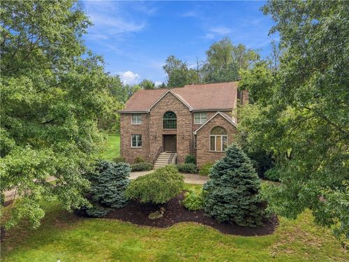 118 Wedgewood Dr, Gibsonia, PA, 15044-9794 | Card Image