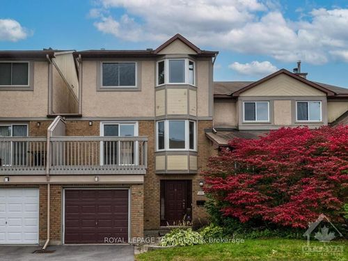 19-82 Versailles N/A, Hunt Club - Windsor Park Village and Area, ON, K1V0M2 | Card Image