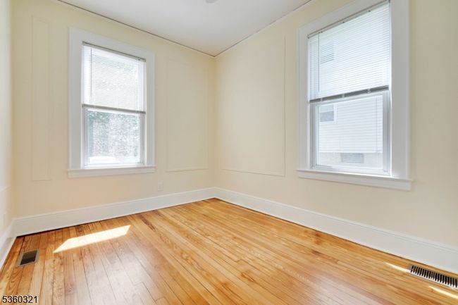 27 Field Rd, Home with 5 bedrooms, 2 bathrooms and null parking in Maplewood NJ | Image 19