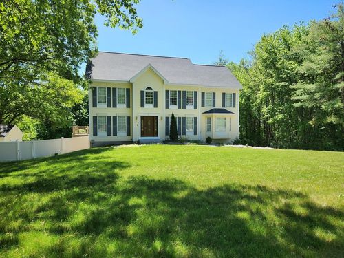 1 Hamilton Ln, Salem, NH, 03079-5604 | Card Image