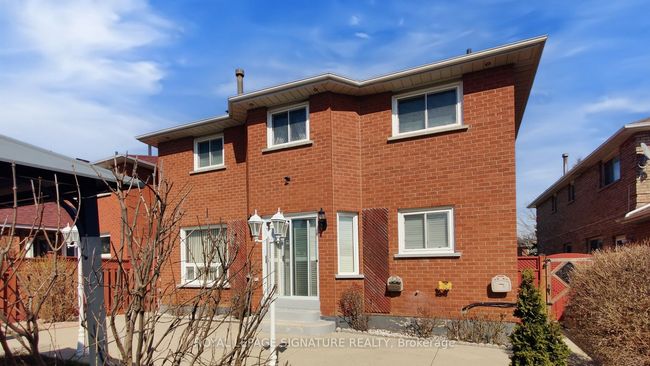180 Kingknoll Dr, House other with 8 bedrooms, 4 bathrooms and 2 parking in Brampton ON | Image 47