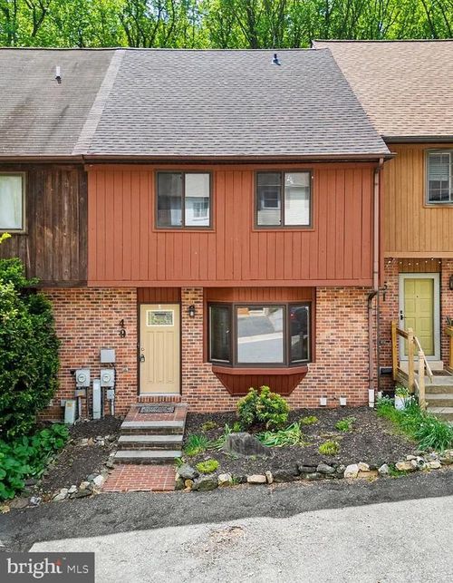 49 Helios Ct, Newark, DE, 19711-5914 | Card Image